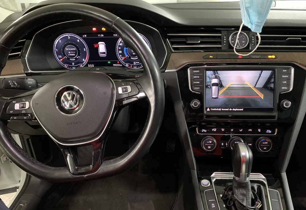 Activare 9 - VW Passat B8 3G 2016 Instalare Camera Marsarier Highline Spate Flip In Emblema Montare 9 - VW Passat B8 3G 2016 Instalare Camera Marsarier Highline Spate Flip In Emblema