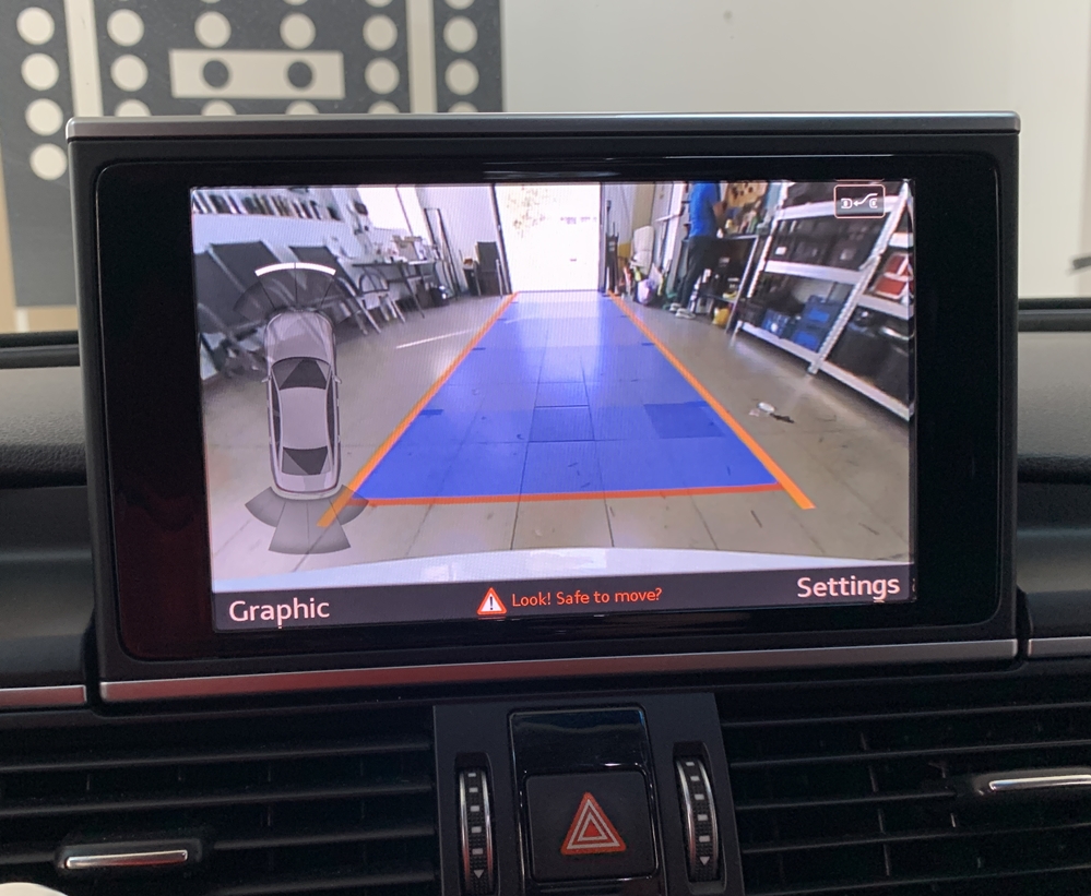 Activare 9 - Audi A6 C7 2015 Instalare Camera Spate Marsarier Highline Originala Montare 9 - Audi A6 C7 2015 Instalare Camera Spate Marsarier Highline Originala