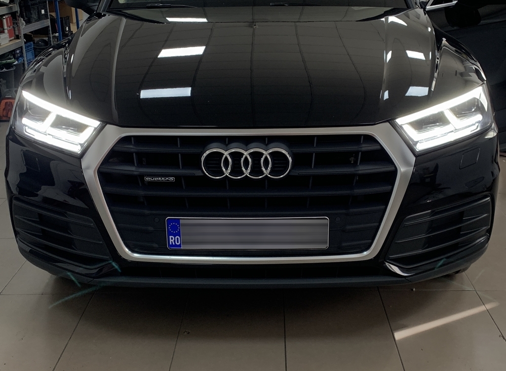 Montare 8 - Audi Q5 FY 2018 Instalare Camera Spate Marsarier Carplay Android Auto Google Waze Youtube Android Iphone