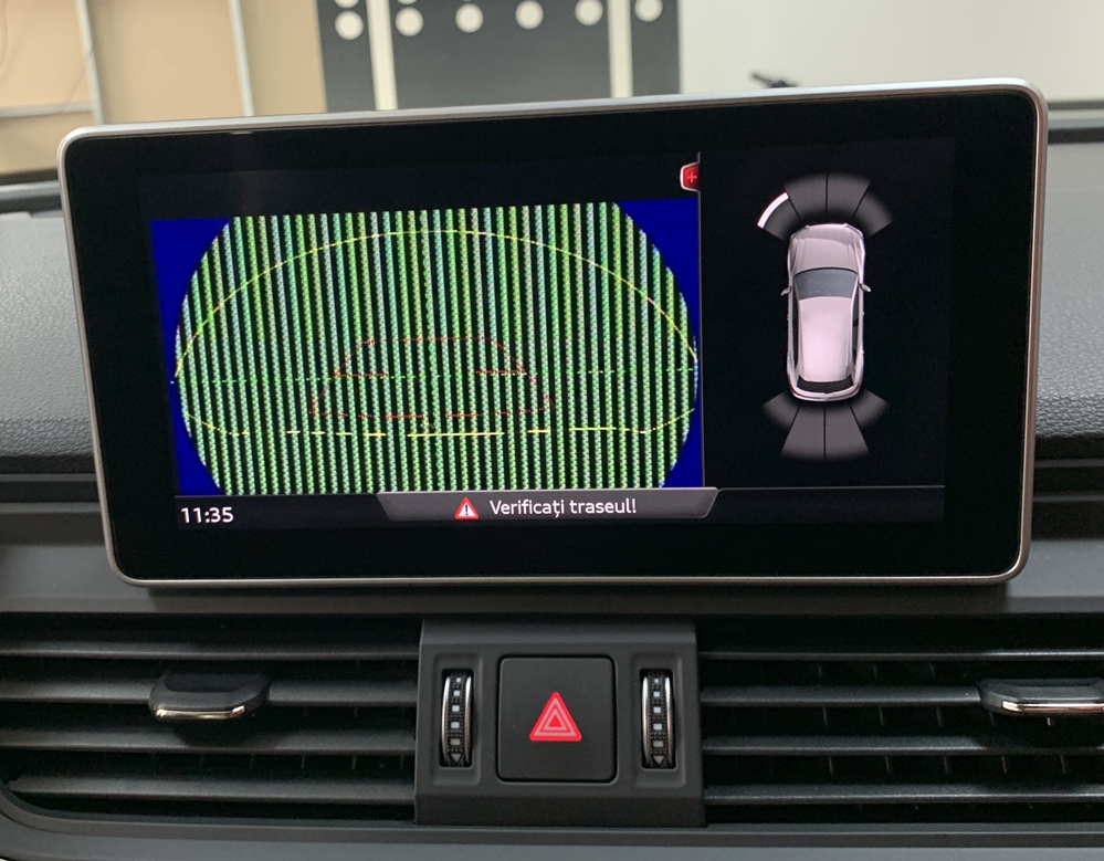 Montare 4 - Audi Q5 FY 2018 Instalare Camera Spate Marsarier Carplay Android Auto Google Waze Youtube Android Iphone