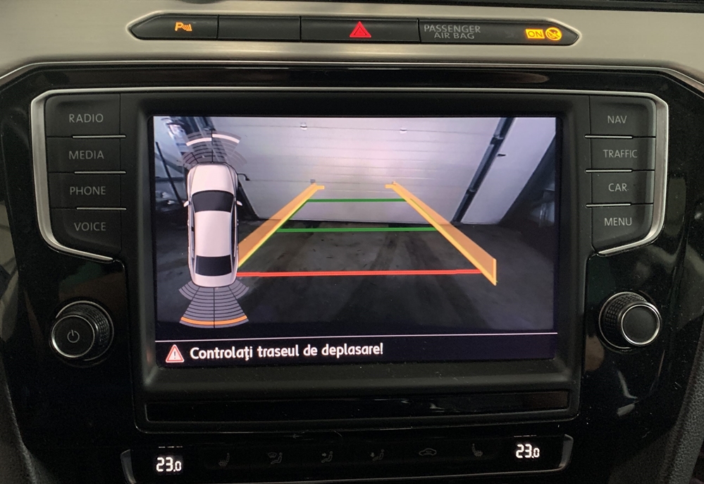 Activare 5 - VW Passat B8 2016 Instalare Camera Marsarier Highline Spate Flip In Emblema Montare 5 - VW Passat B8 2016 Instalare Camera Marsarier Highline Spate Flip In Emblema