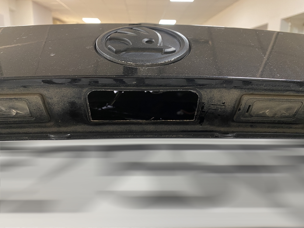 Montare 4 - Skoda Kodiaq 2017 Instalare Camera Spate Marsarier Originala Highline In Maner