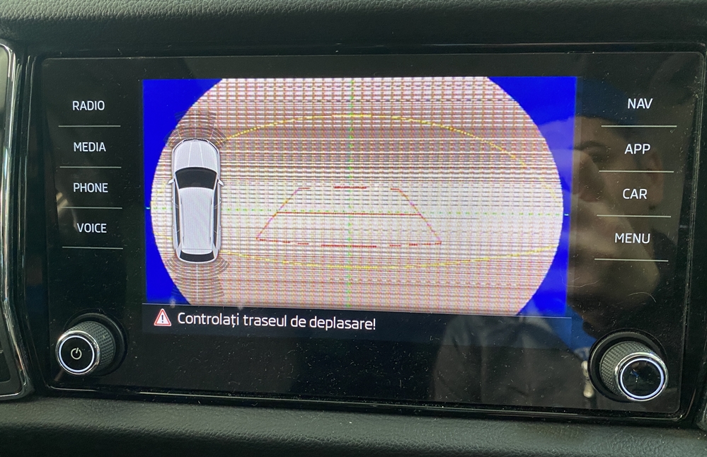 Montare 10 - Skoda Kodiaq 2017 Instalare Camera Spate Marsarier Originala Highline In Maner