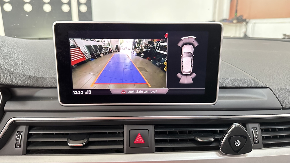 Activare 10 - Audi A4 B9 2017 Instalare Montare Camera Spate Marsarier Port USB Android Auto Apple Carplay Montare 10 - Audi A4 B9 2017 Instalare Montare Camera Spate Marsarier Port USB Android Auto Apple Carplay