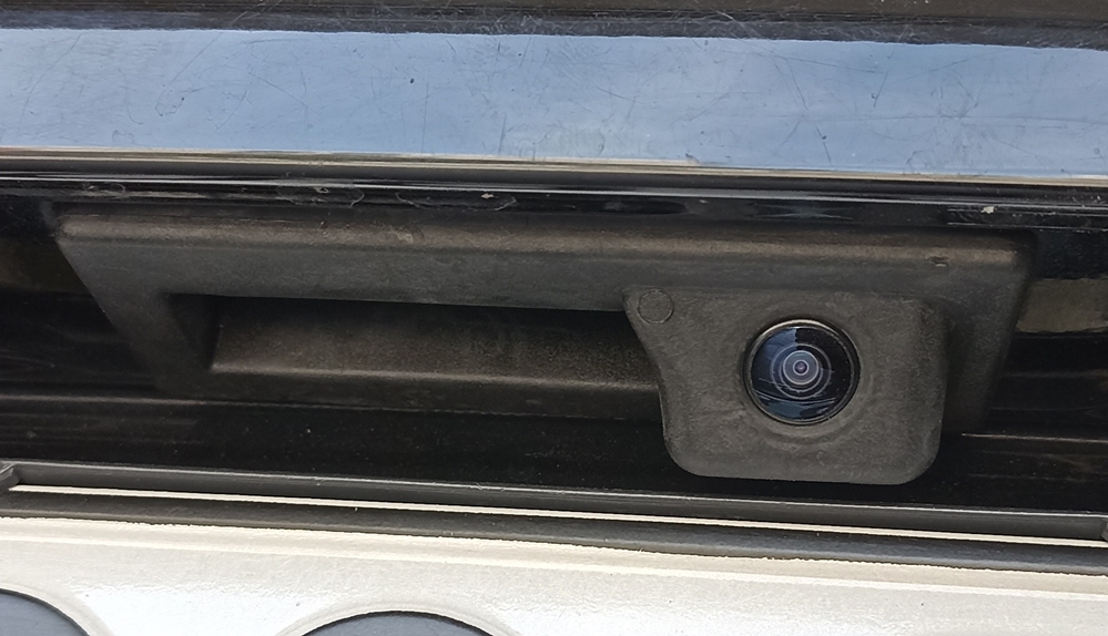 Montare 9 - Audi A4 B9 2017 Montaj Camera Marsarier Originala Highline In Maner Highline