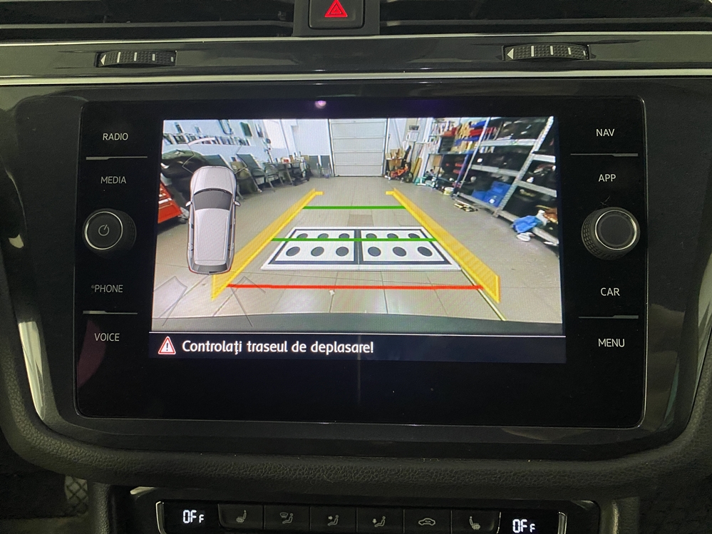 Montare 8 - VW Tiguan 2 AD1 2019 Instalare Camera Spate Marsarier Highline Originala