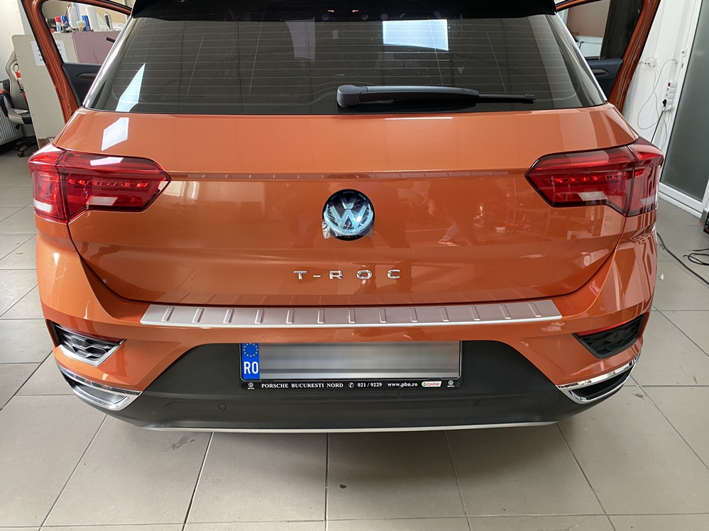 Montare 3 - VW T Roc 2019 Instalare Camera Video Marsarier Spate Highline Originala In Emblema 