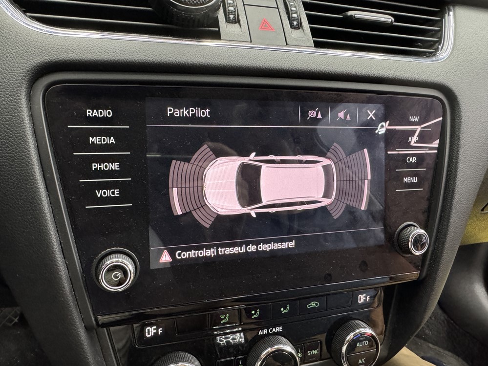 Montare 3 - Instalare Camera Spate Marsarier Skoda Octavia 3 2020 Camera Originala Highline Bucuresti