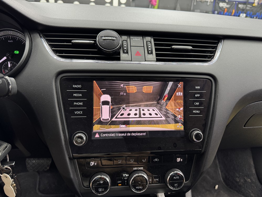 Montare 7 - Instalare Camera Spate Marsarier Skoda Octavia 3 2020 Camera Originala Highline Bucuresti