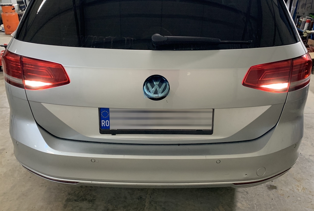 Activare 12 - VW Passat B8 2016 Instalare Camera Spate Marsarier Unitate MIB 2 APP Connect VW Montare 12 - VW Passat B8 2016 Instalare Camera Spate Marsarier Unitate MIB 2 APP Connect VW