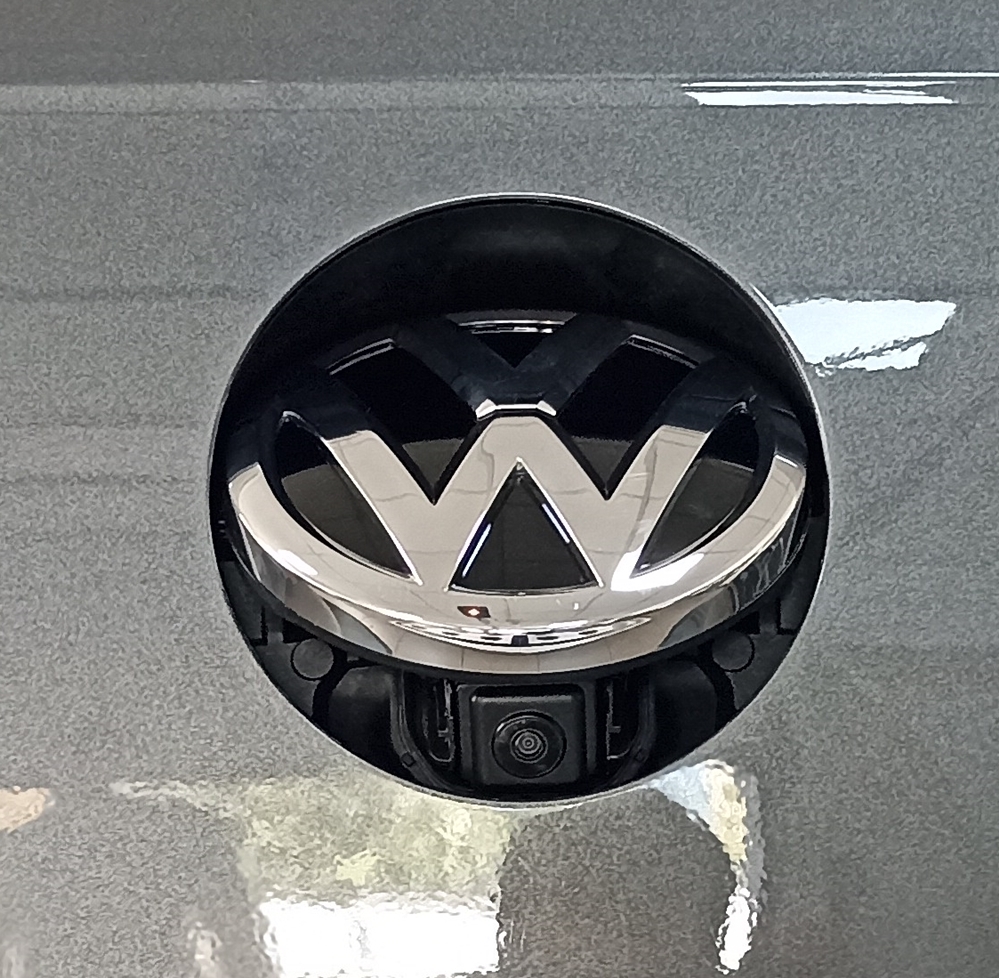 Activare 6 - VW Passat B8 2017 Montaj Camera Spate Marsarier Highline Originala Montare 6 - VW Passat B8 2017 Montaj Camera Spate Marsarier Highline Originala