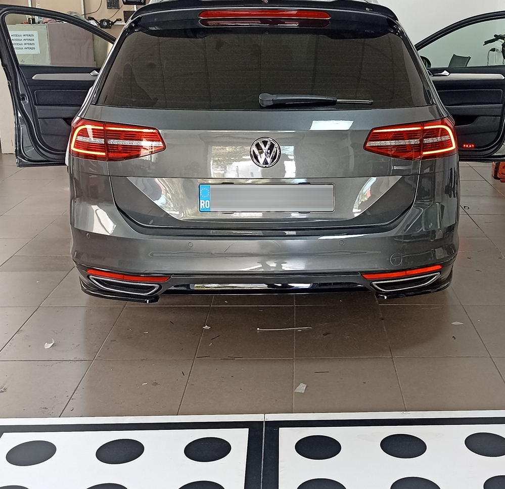 Activare 8 - VW Passat B8 2017 Montaj Camera Spate Marsarier Highline Originala Montare 8 - VW Passat B8 2017 Montaj Camera Spate Marsarier Highline Originala