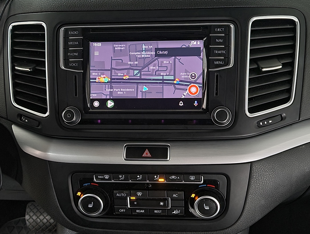 Activare 6 - Instalare Camera Spate Originala Navigatie MIB 2 PQ VW Sharan 7N Montare 6 - Instalare Camera Spate Originala Navigatie MIB 2 PQ VW Sharan 7N