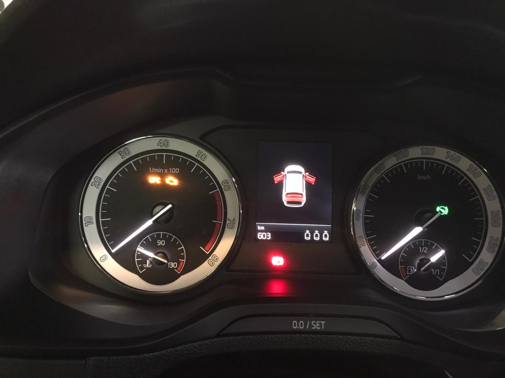 Montare 6 - Skoda Karoq 2020 Montaj Camera Spate Marsarier Highline Originala