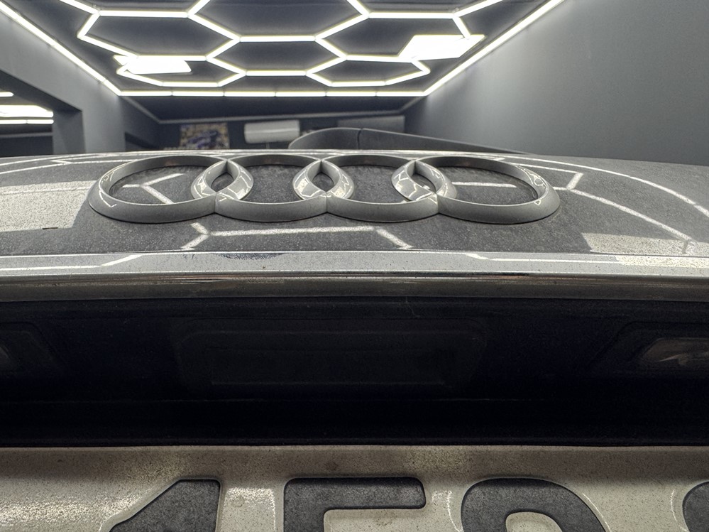 Montare 2 - Instalare Camera Video Spate Marsarier Audi A6 C8 2020 Originala Highline Sector 1 Bucuresti