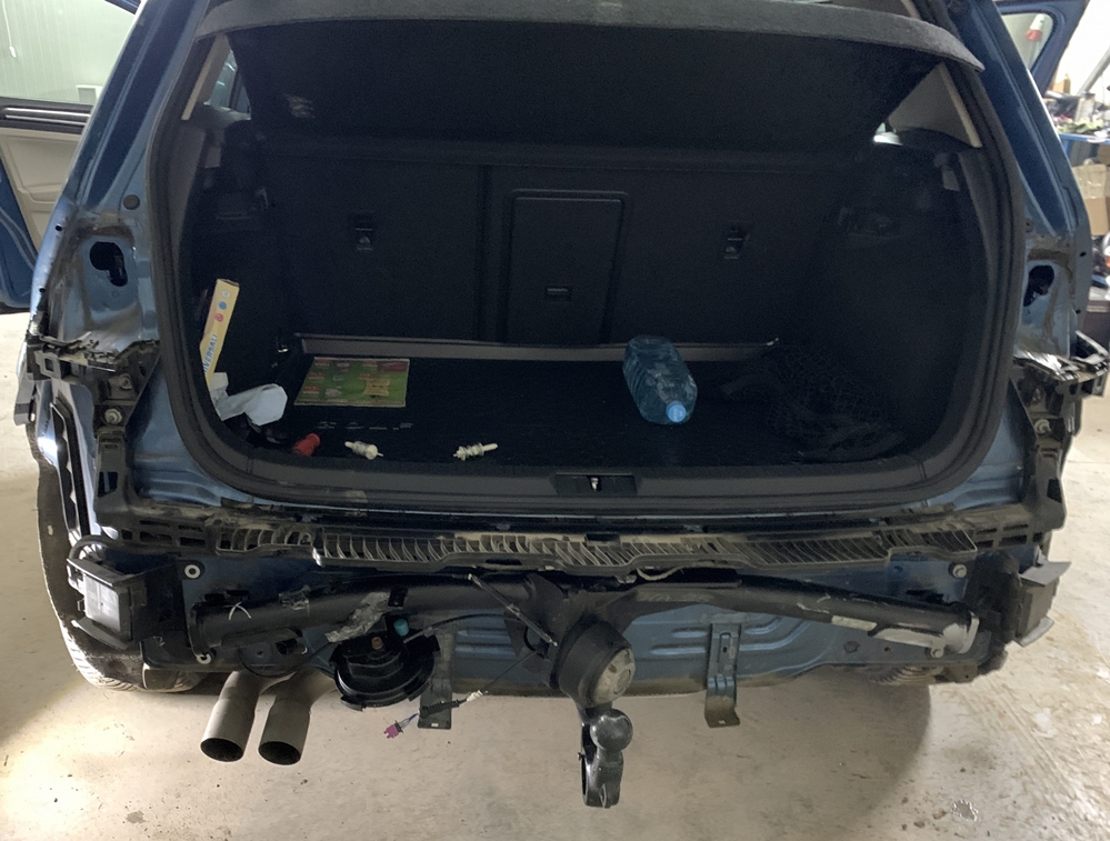 Montare 6 - VW Golf 7 2017 Instalare Carlig Remorca / Remorcare Retractabil Original