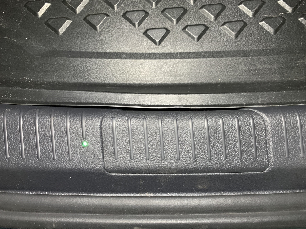 Montare 10 - VW Golf 7 2017 Instalare Carlig Remorca / Remorcare Retractabil Original