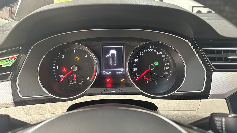 Activare 2 - VW Passat B8 Instalare Ceasuri Digitale Bord Digital Plasma Virtual Cockpit AID Calibrare Sistem Area View 360 Montare 2 - VW Passat B8 Instalare Ceasuri Digitale Bord Digital Plasma Virtual Cockpit AID Calibrare Sistem Area View 360
