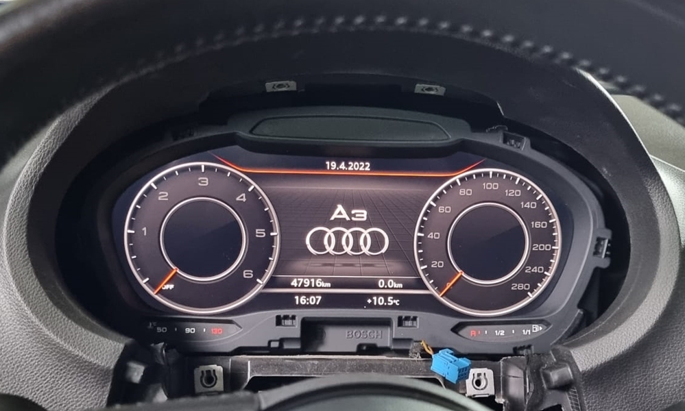 Activare 5 - Instalare Ceasuri Digitale Audi A3 8V Virtual Cockpit LED Plasma AID Bord Digital Montare 5 - Instalare Ceasuri Digitale Audi A3 8V Virtual Cockpit LED Plasma AID Bord Digital
