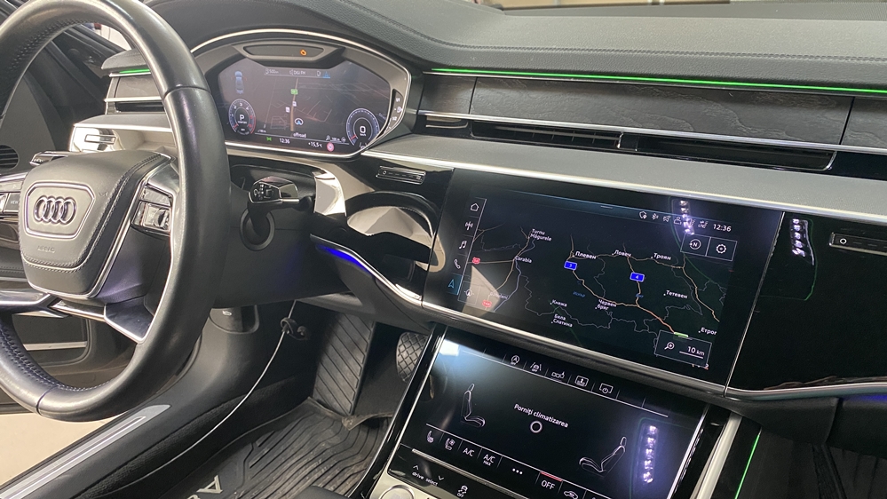 Montare 4 - Audi A8 D5 2019 Instalare Ceasuri Digitale Virtual Cockpit AID Bord Digital