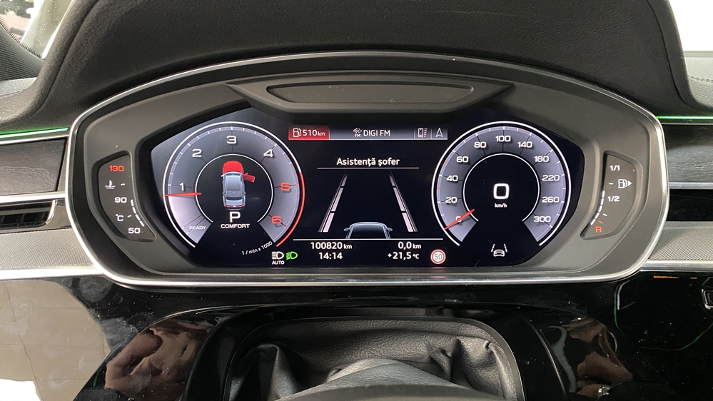 Montare 8 - Audi A8 D5 2019 Instalare Ceasuri Digitale Virtual Cockpit AID Bord Digital