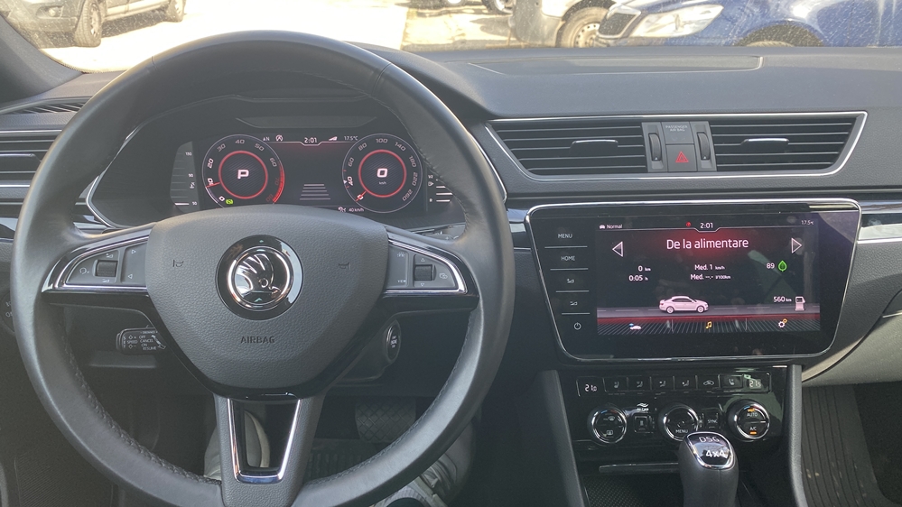 Montare 12 - Skoda Superb 3 III 2021 Instalare Ceasuri Digitale Virtual Cockpit AID Bord Digital