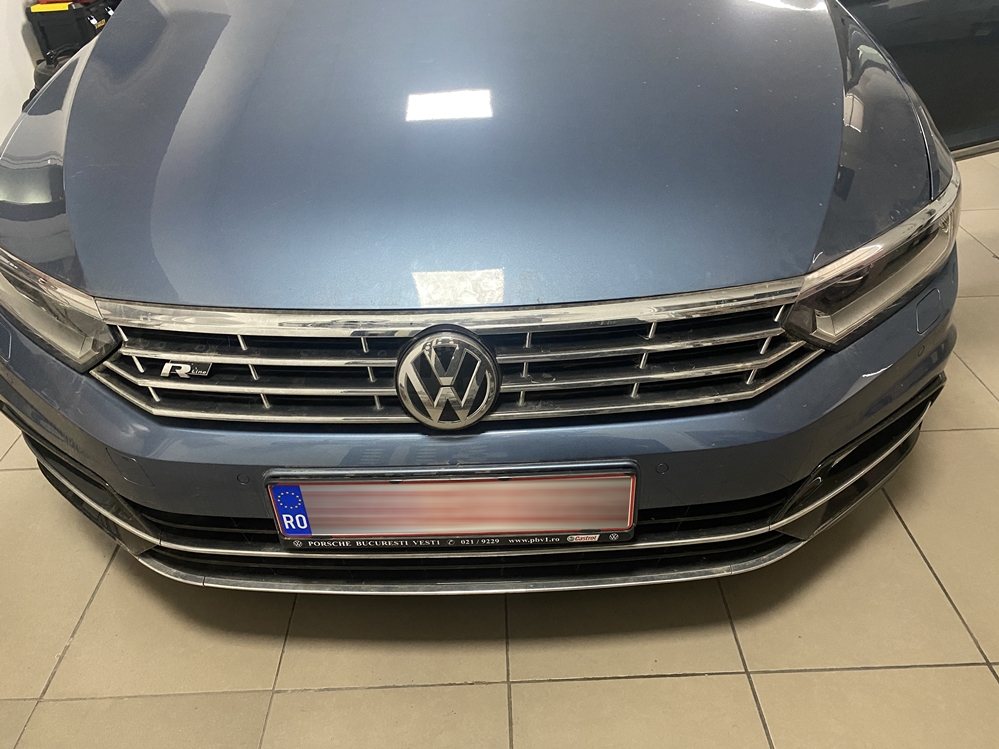 Montare 9 - VW Passat B8 2016 Instalare Ceasuri Digitale Virtual Cockpit Bord Digital Plasma