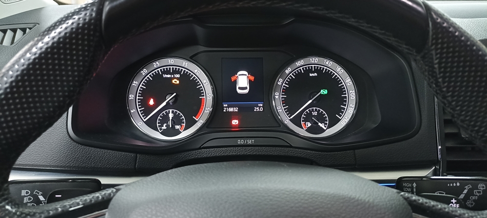 Activare 4 - Skoda Karoq 2018 Instalare Bord Digital Ceasuri Digitale Virtual Cockpit AID Montare 4 - Skoda Karoq 2018 Instalare Bord Digital Ceasuri Digitale Virtual Cockpit AID