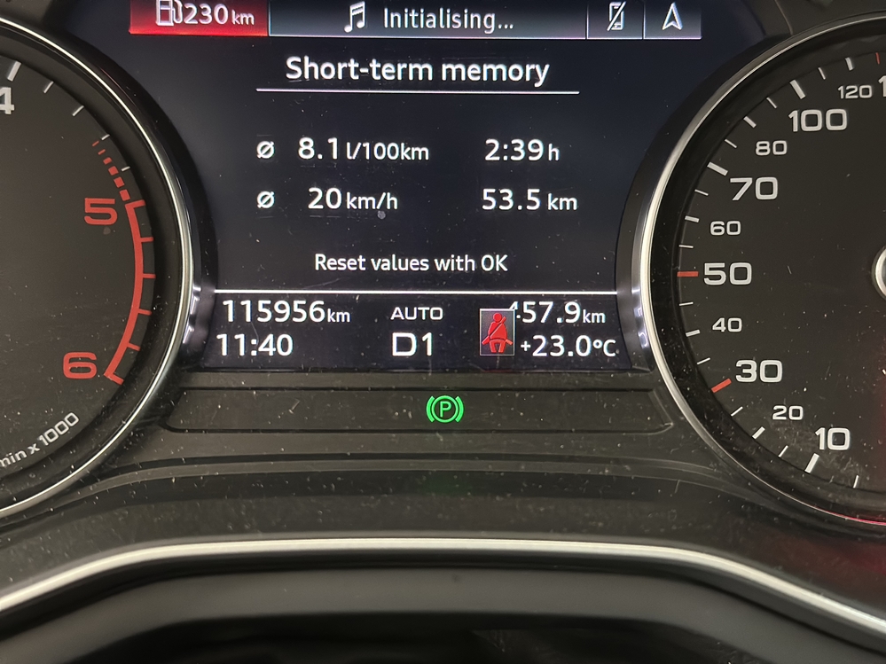 Montare 5 - Auto Hold Audi A4 B9 2019 Instalare Buton Activare Functie AutoHold Auto Hold