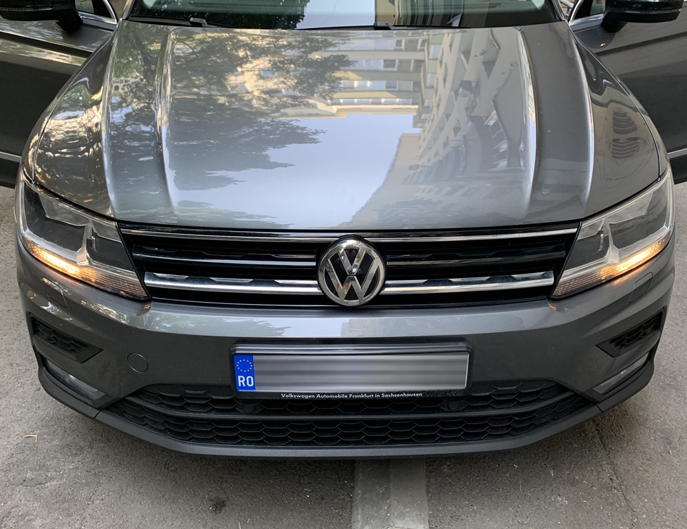 Montare 8 - VW Tiguan 2 AD1 Instalare Montaj Camera Spate Marsarier Originala