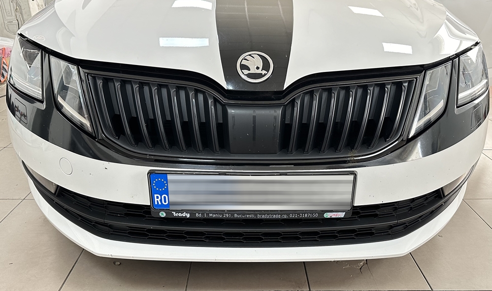 Montare 2 - Instalare Senzori Parcare Skoda Octavia 3 Facelift Fata Originali Bucuresti Sector 1 2 3 4 5 6 Ilfov