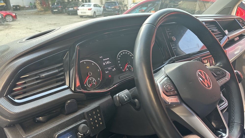 Montare 2 - VW Transporter Multivan Caravelle T6 2020 Retrofit Ceasuri Digitale Virtual Cockpit Bord Digital Plasma