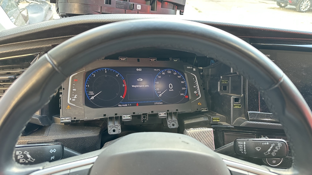 Montare 5 - VW Transporter Multivan Caravelle T6 2020 Retrofit Ceasuri Digitale Virtual Cockpit Bord Digital Plasma