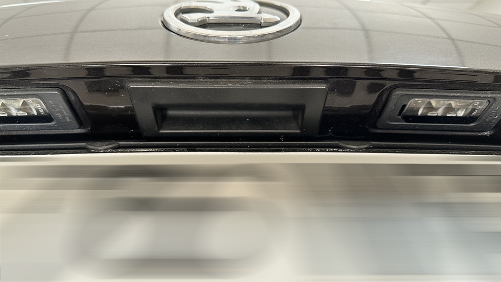 Montare 3 - Skoda Superb 3 III 2017 Instalare Montaj Camera Spate Marsarier Originala