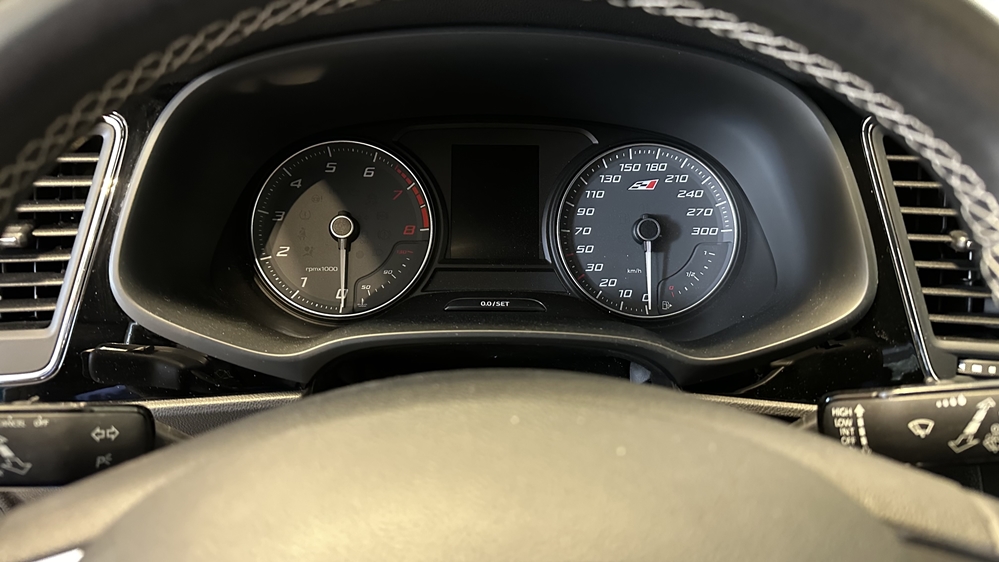 Activare 2 - Seat Leon 5F Instalare Codare Virtual Cockpit AID Ceasuri Digitale Bord Digital Plasma Montare 2 - Seat Leon 5F Instalare Codare Virtual Cockpit AID Ceasuri Digitale Bord Digital Plasma