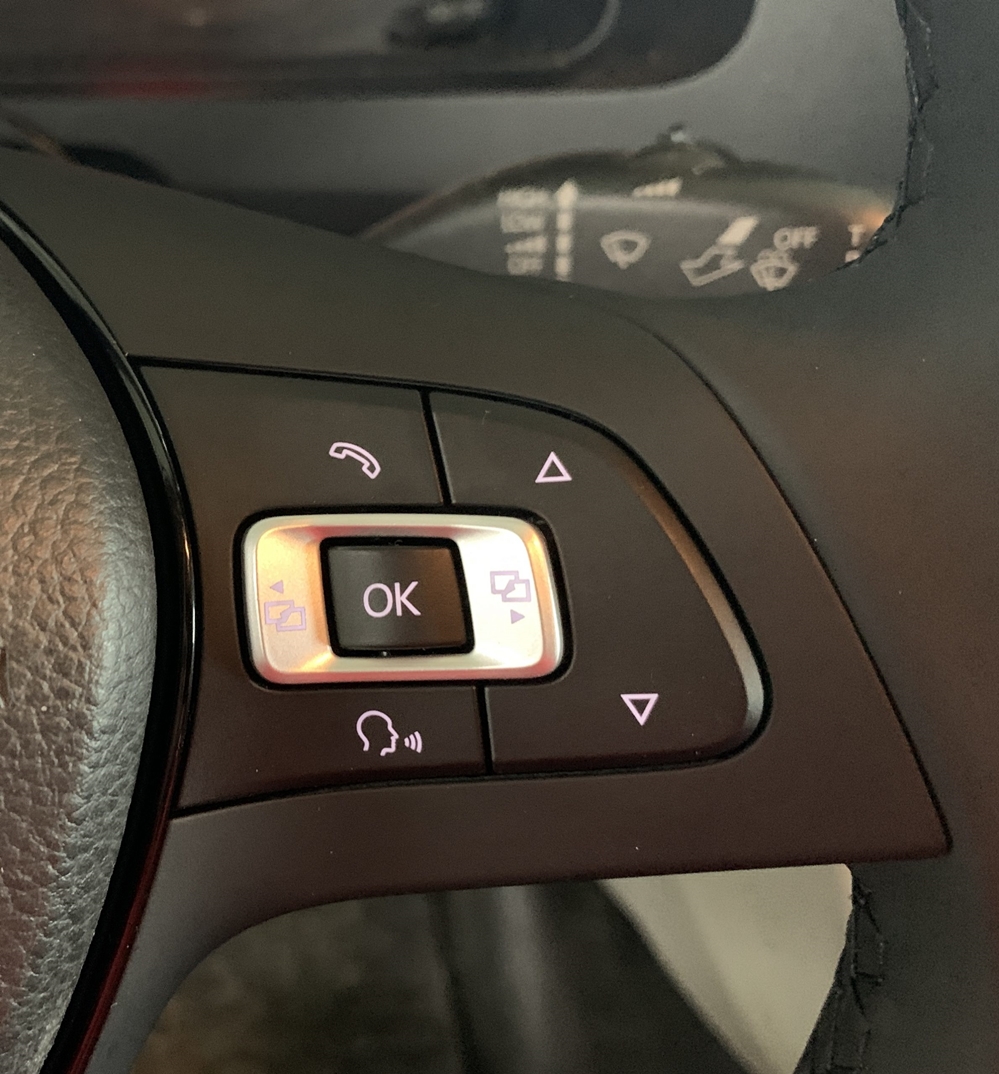 Montare 7 - VW Transporter T6 2017 Instalare Comenzi Volan Multifunctionale Volan Cu Comenzi