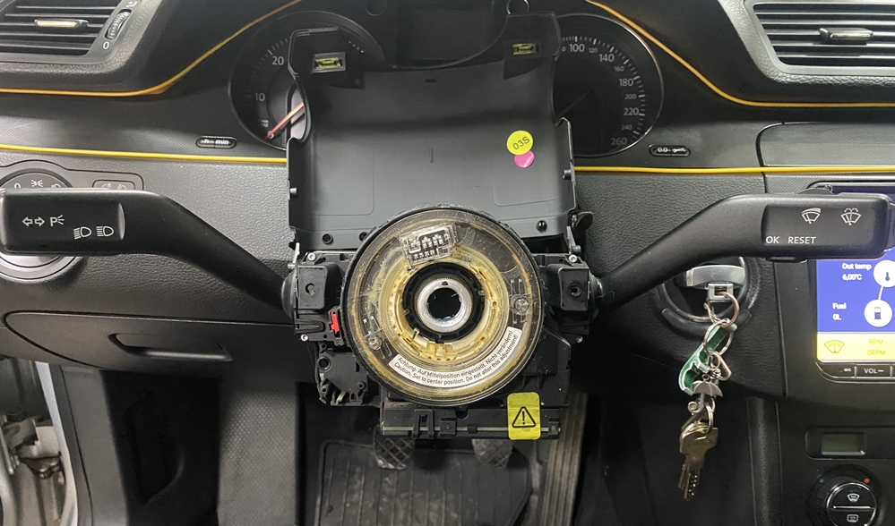 Montare 7 - VW Passat B6 2006 Instalare Comenzi Activare Pilot Automat Tempomat Cruise Control