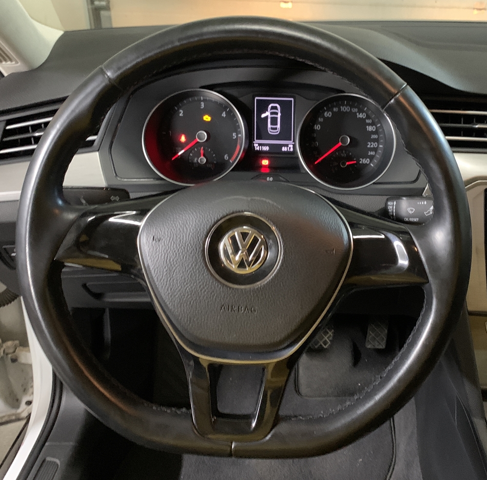 Montare 2 - VW Passat B8 2016 Instalare Comenzi Volan Codare Activare Comenzi Volan