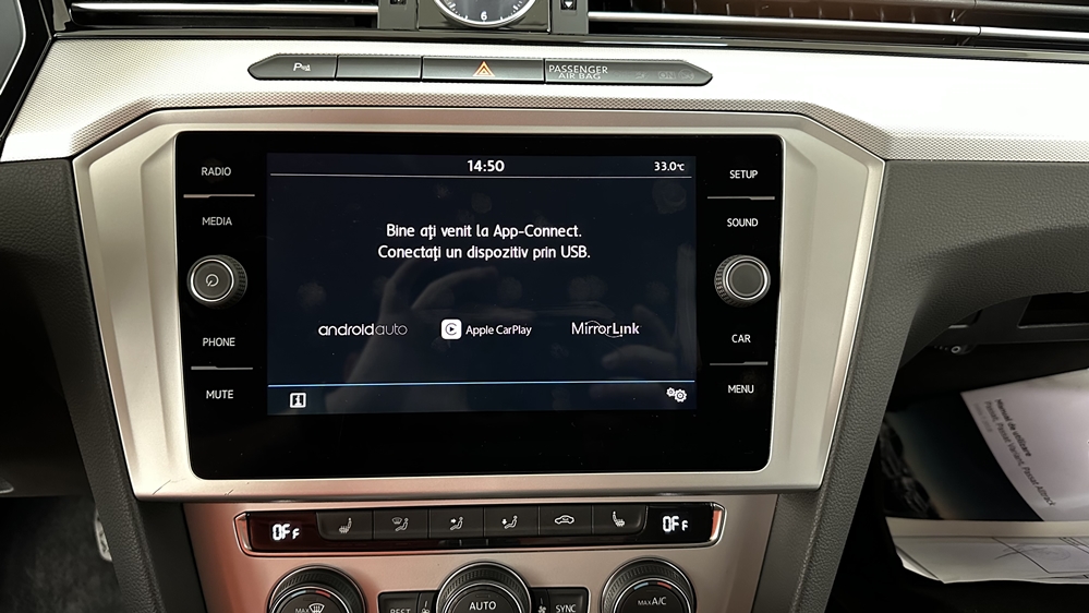 Montare 4 - VW Passat B8 2017 Instalare Component Protection MIB 2 APP Connect Apple Carplay Android Auto