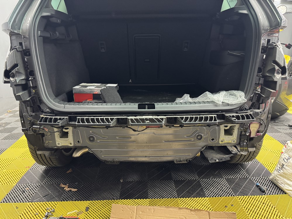 Activare 10 - Instalare Cui / Carlig Remorcare Tractare Electric Skoda Karoq 2023 Original Montare 10 - Instalare Cui / Carlig Remorcare Tractare Electric Skoda Karoq 2023 Original