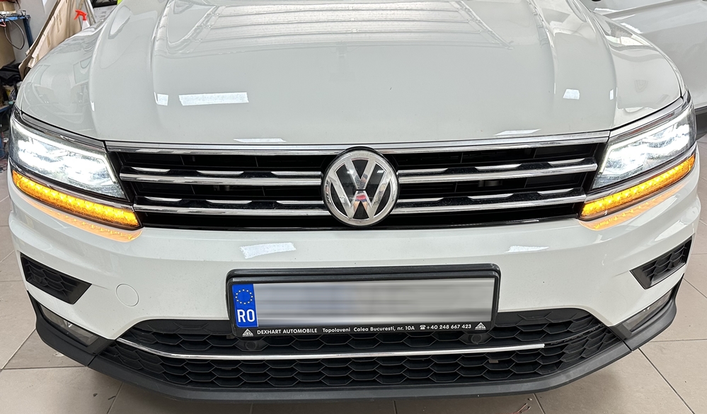 Montare 7 - VW Tiguan 2 AD1 Instalare Faruri FULL LED Matrix Originale