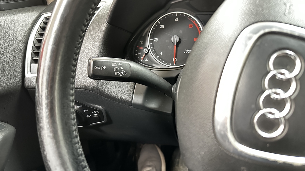 Montare 5 - Audi Q5 8R 2011 Instalare Grup Manete Activare Pilot Automat Tempomat Cruise Control