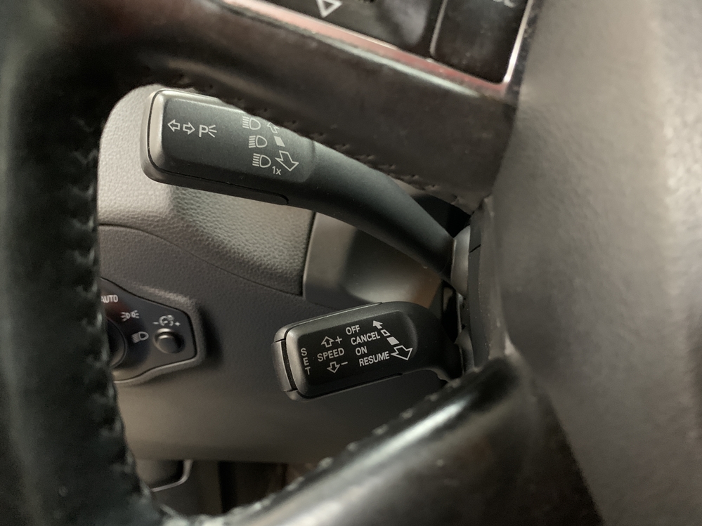 Montare 9 - Audi Q5 8R 2011 Instalare Grup Manete Activare Pilot Automat Tempomat Cruise Control