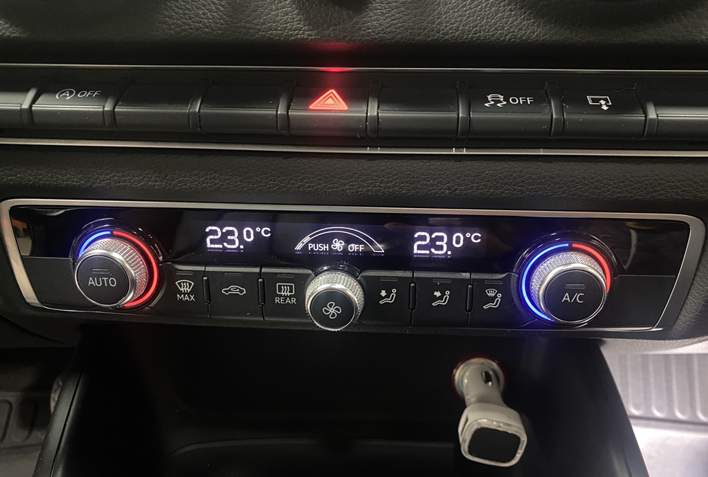 Montare 4 - Audi A3 8V 2017 Instalare Incalzire In Scaune Panou Climatronic Cu Incalzire 