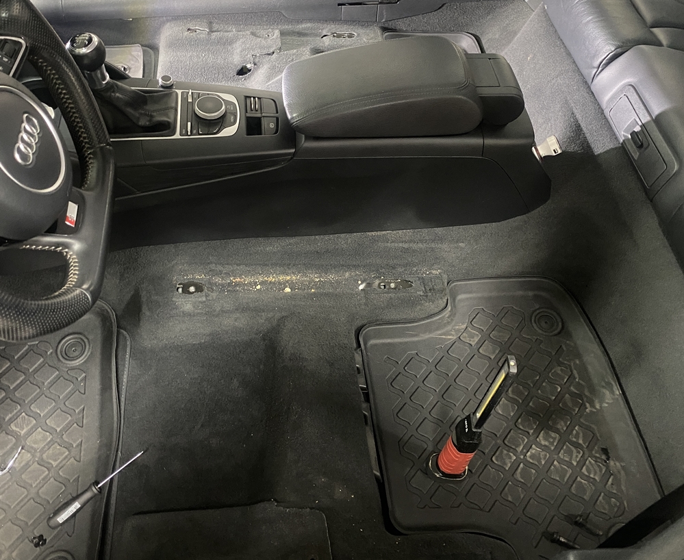 Montare 6 - Audi A3 8V 2017 Instalare Incalzire In Scaune Panou Climatronic Cu Incalzire 