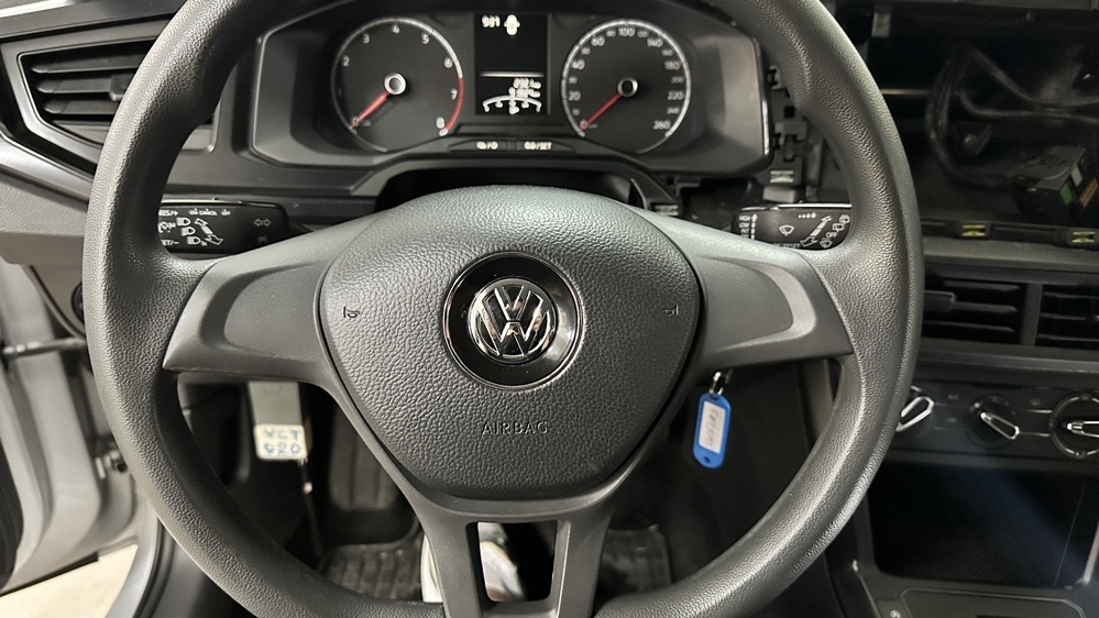 Montare 9 - VW Polo AW1 2018 Instalare MIB 2 Senzori Parcare Fata Spate Camera Spate Comenzi Volan