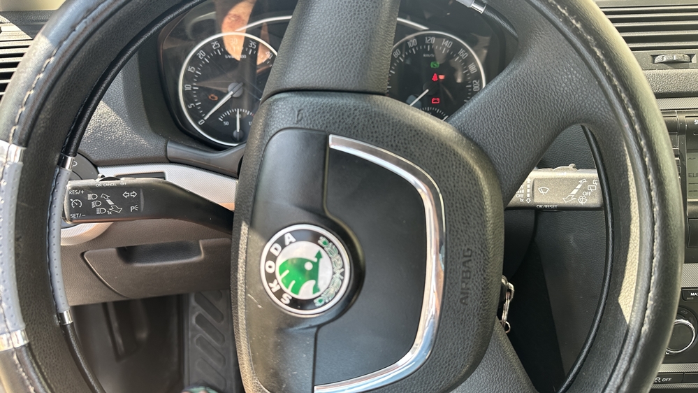 Activare 4 - Skoda Octavia 2 2011 Instalare Montaj Activare Codare Pilot Automat Cruise Control Tempomat Montare 4 - Skoda Octavia 2 2011 Instalare Montaj Activare Codare Pilot Automat Cruise Control Tempomat