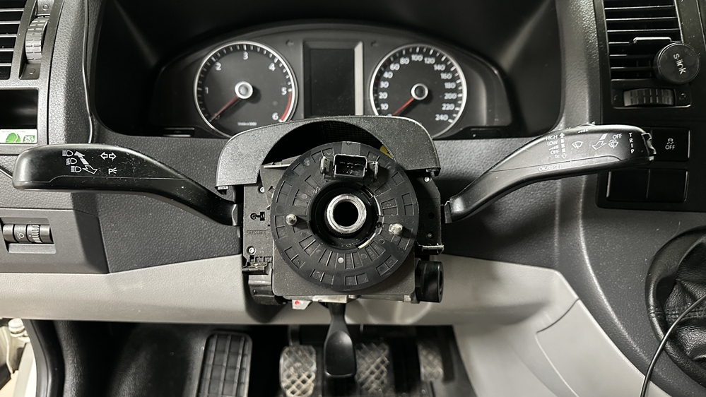 Montare 6 - VW Transporter T5 2013 Instalare Grup Manete Pilot Automat Cruise Control Tempomat