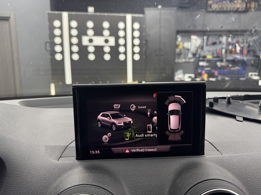 Montare 3 - Instalare Montare Activare Camera Video Spate Marsarier Originala Highline Bucuresti Audi Q2 2021