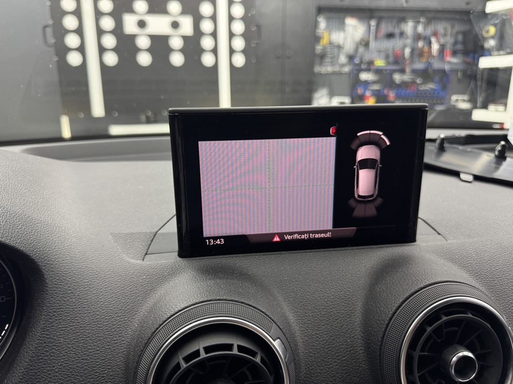 Montare 4 - Instalare Montare Activare Camera Video Spate Marsarier Originala Highline Bucuresti Audi Q2 2021